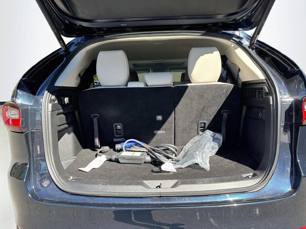 Certified Used 2024 Crystal Blue Mazda Preferred image 27