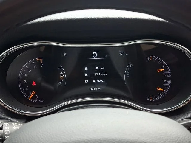 Used 2021 White Jeep Limited image 22