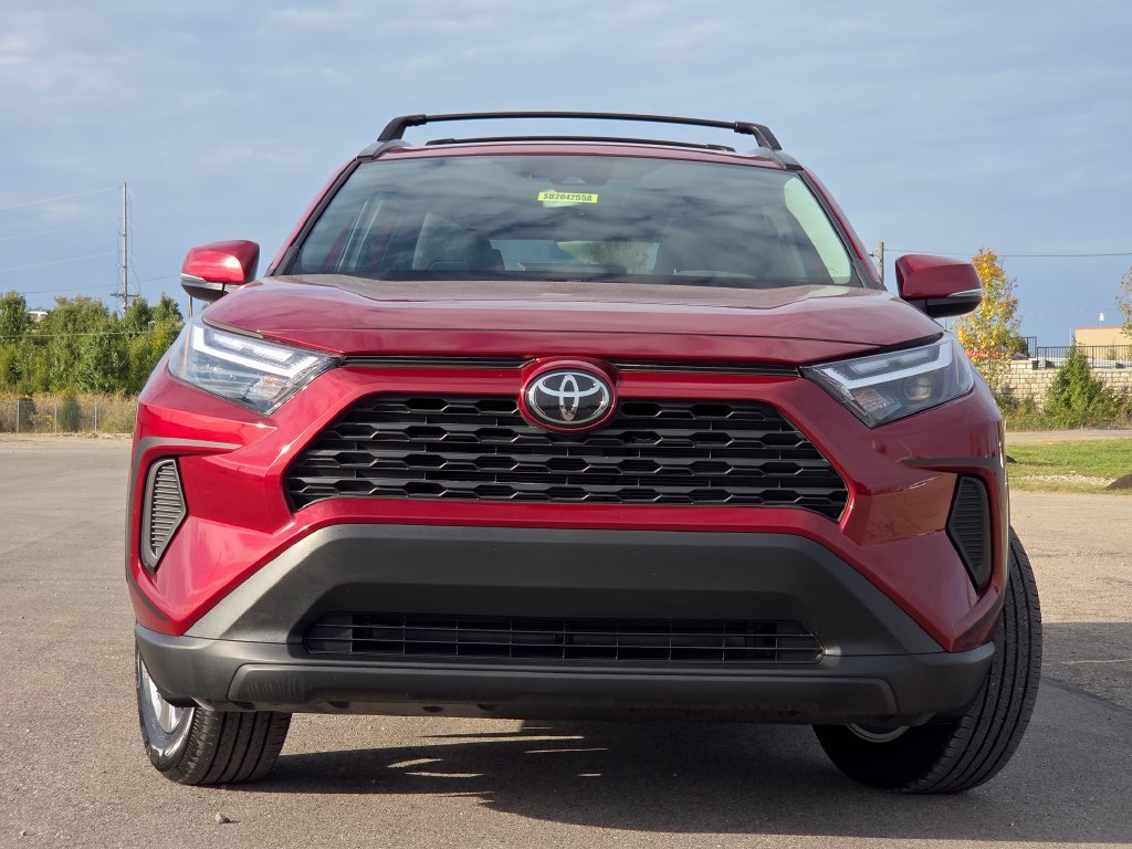 Certified Used 2025 Pearl Toyota XLE image 3