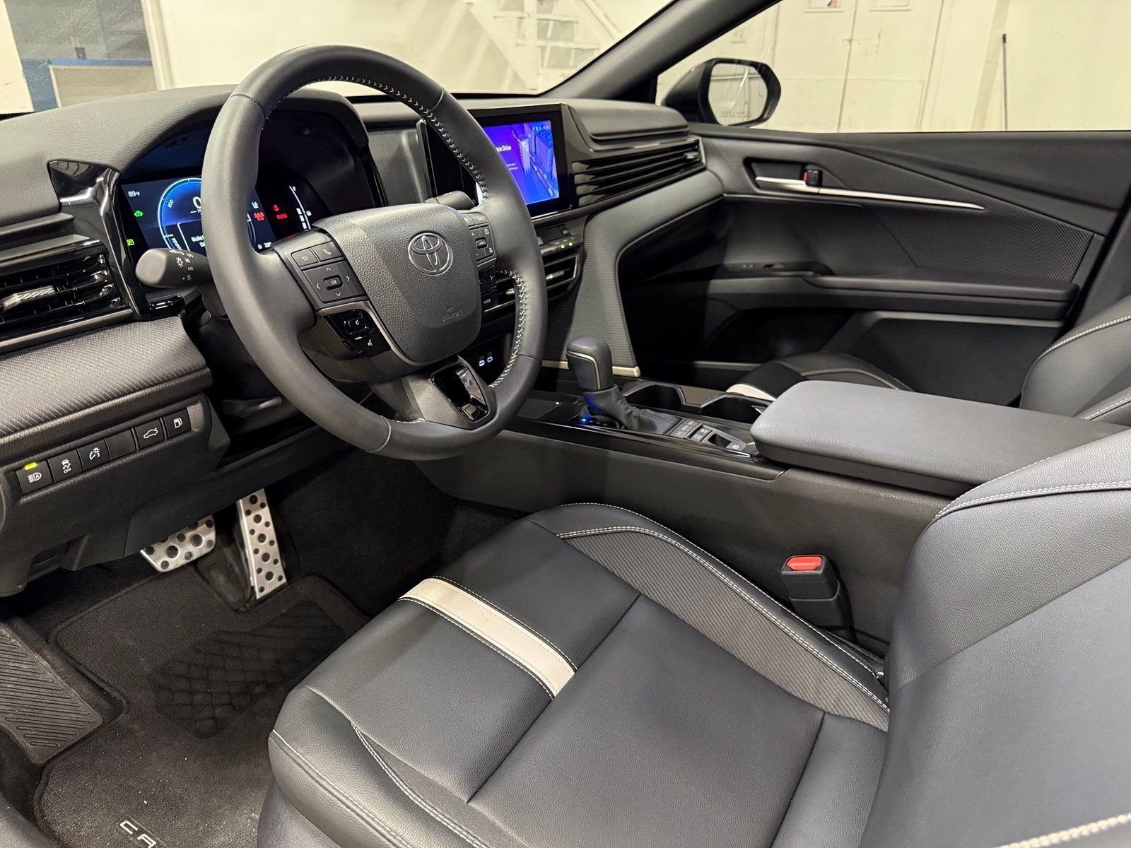 Used 2025 Silver Toyota SE image 19