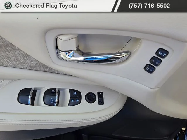 Used 2022 Magnetic Black Pearl Nissan SL image 22