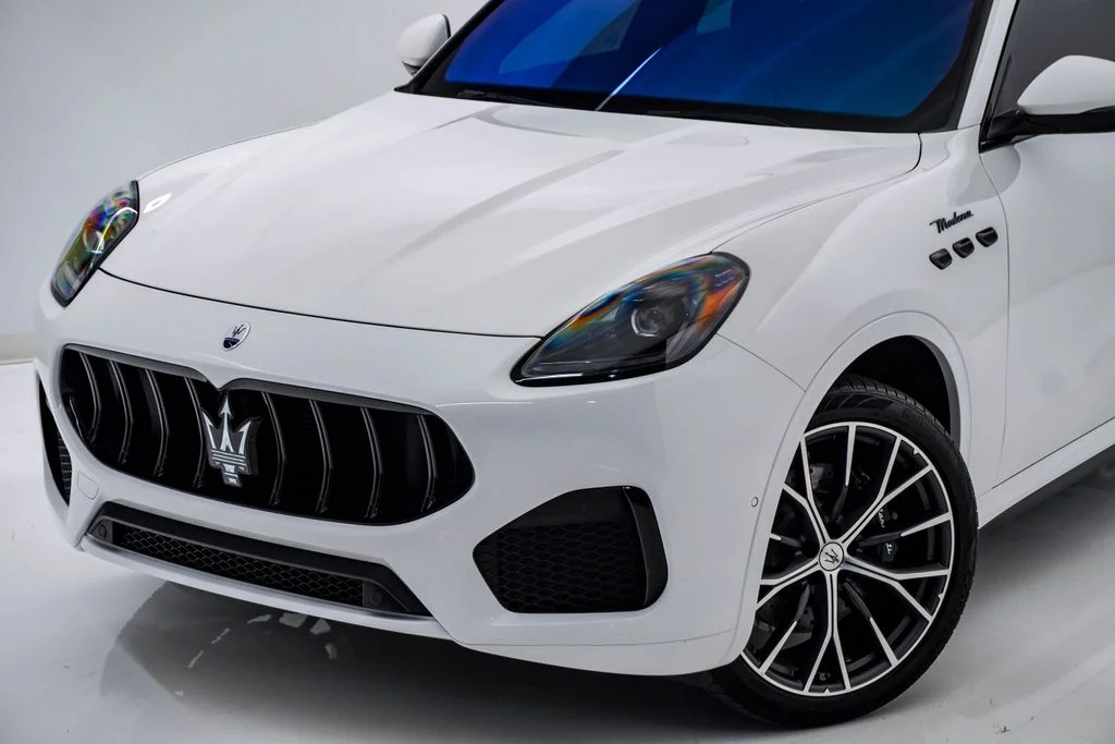 New 2026 Bianco Astro Metallic Maserati Modena image 4