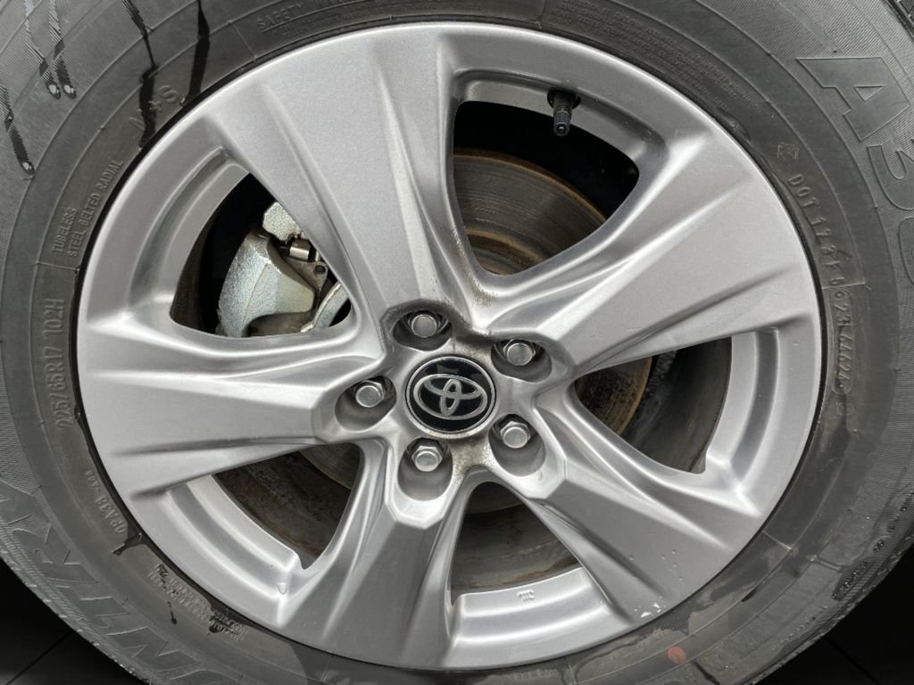 Used 2025 Silver Toyota XLE image 29