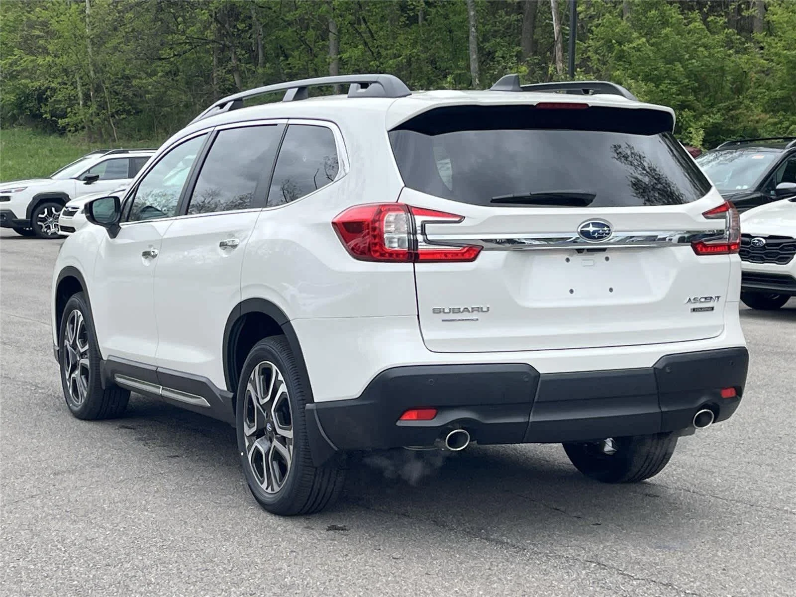New 2026 CRYSTAL WHITE PEARL Subaru Touring 7-Passenger image 3