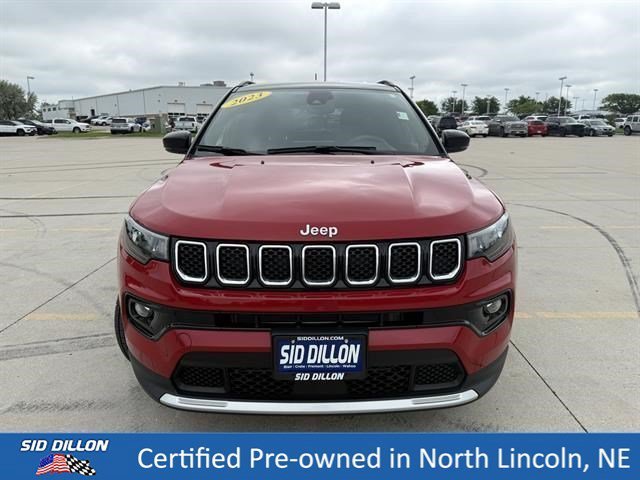 Used 2023 Redline Pearlcoat Jeep Limited image 4