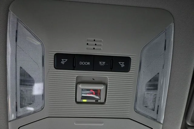 Used 2022 White Toyota Adventure image 37