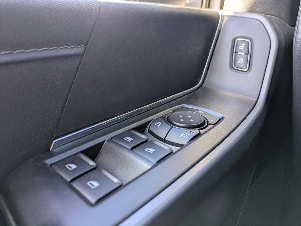 New 2026 Carbonized Gray Metallic Ford XLT image 27