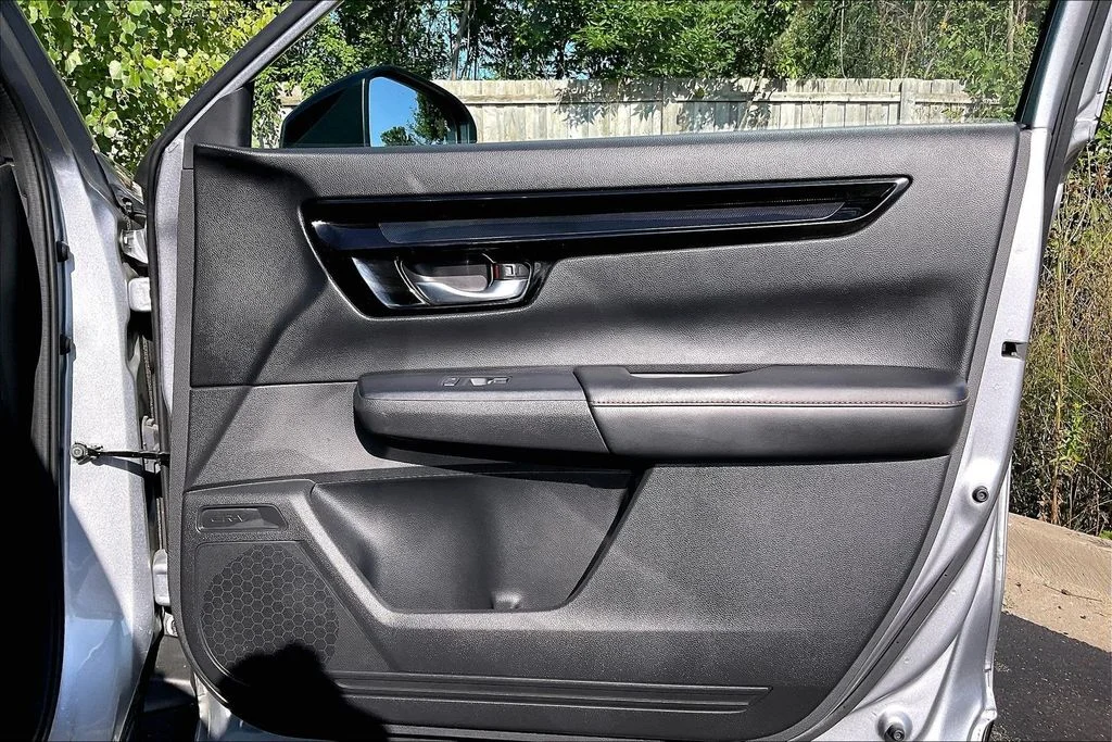 Used 2024  Honda Sport Touring image 24