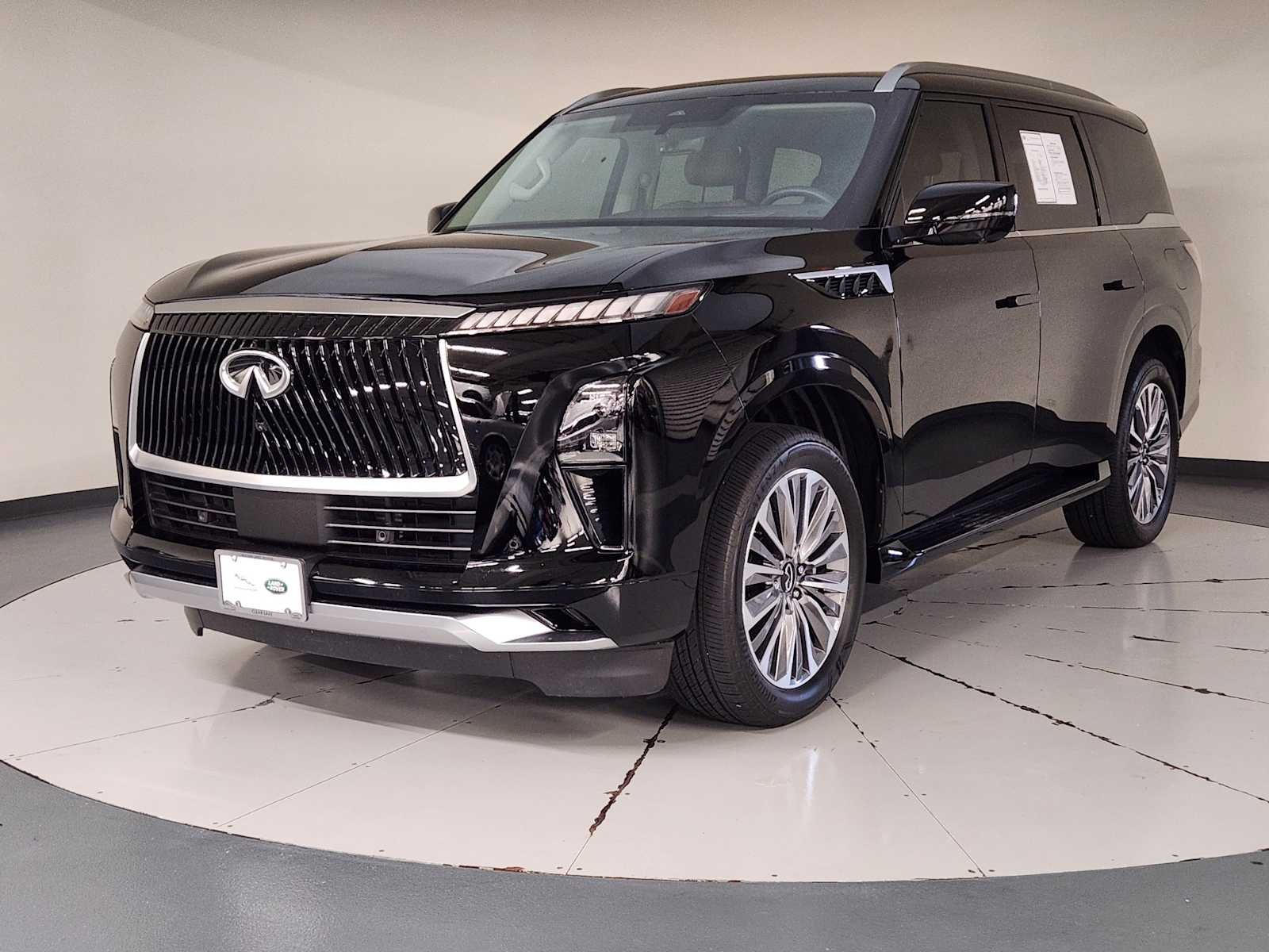 2025 INFINITI QX80