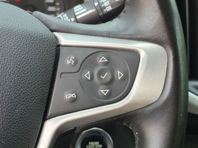 Used 2018  GMC SLE image 16