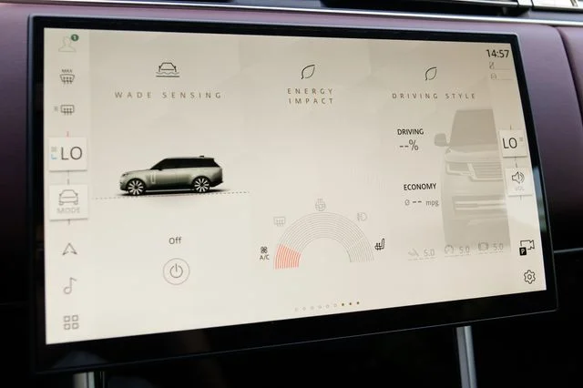 New 2026 Black Land Rover SE image 40