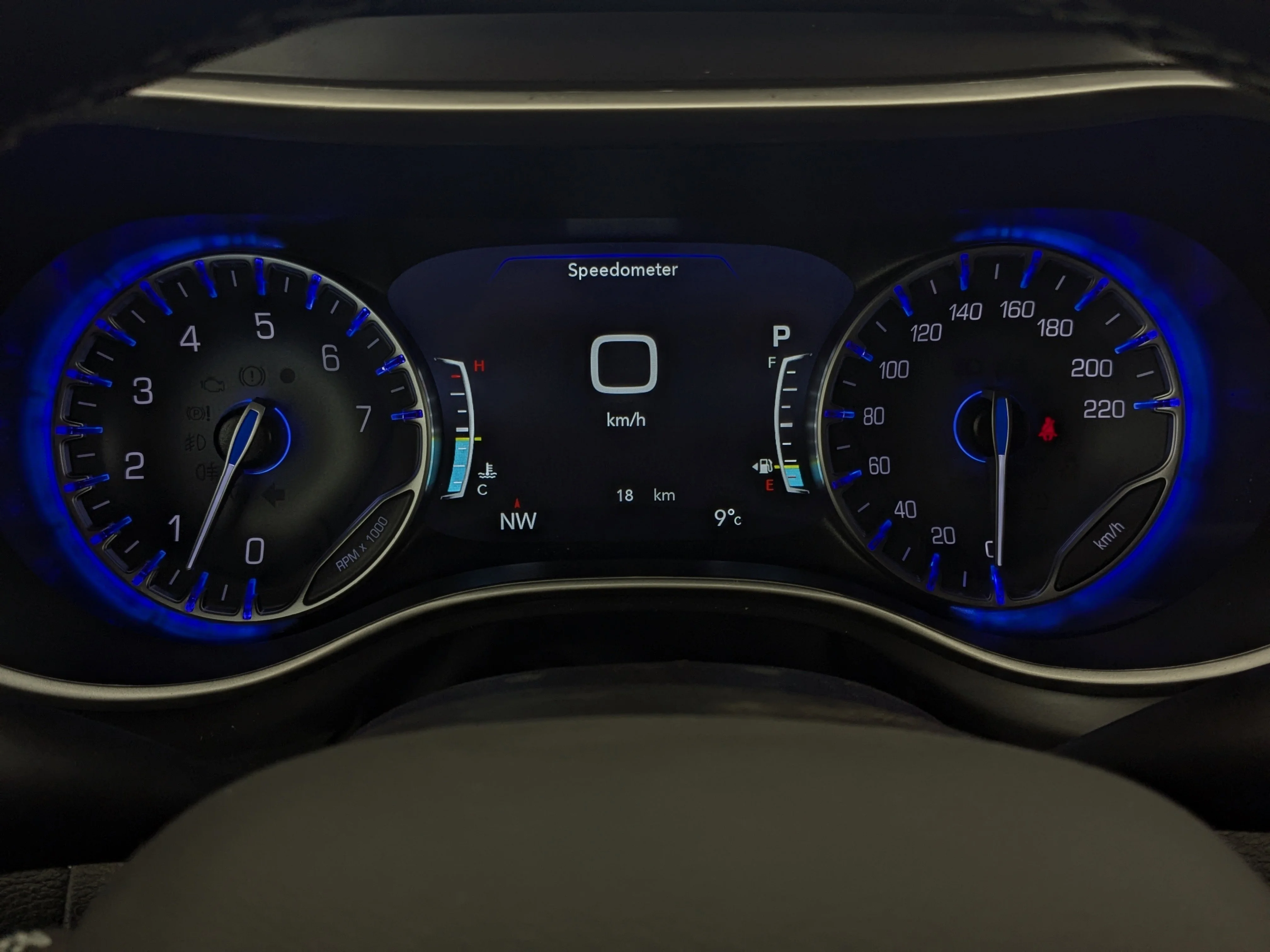 New 2026 White Chrysler Select - - 360 Camera - FAV Edition - Power Liftgate - Remote Start & tons more! image 19