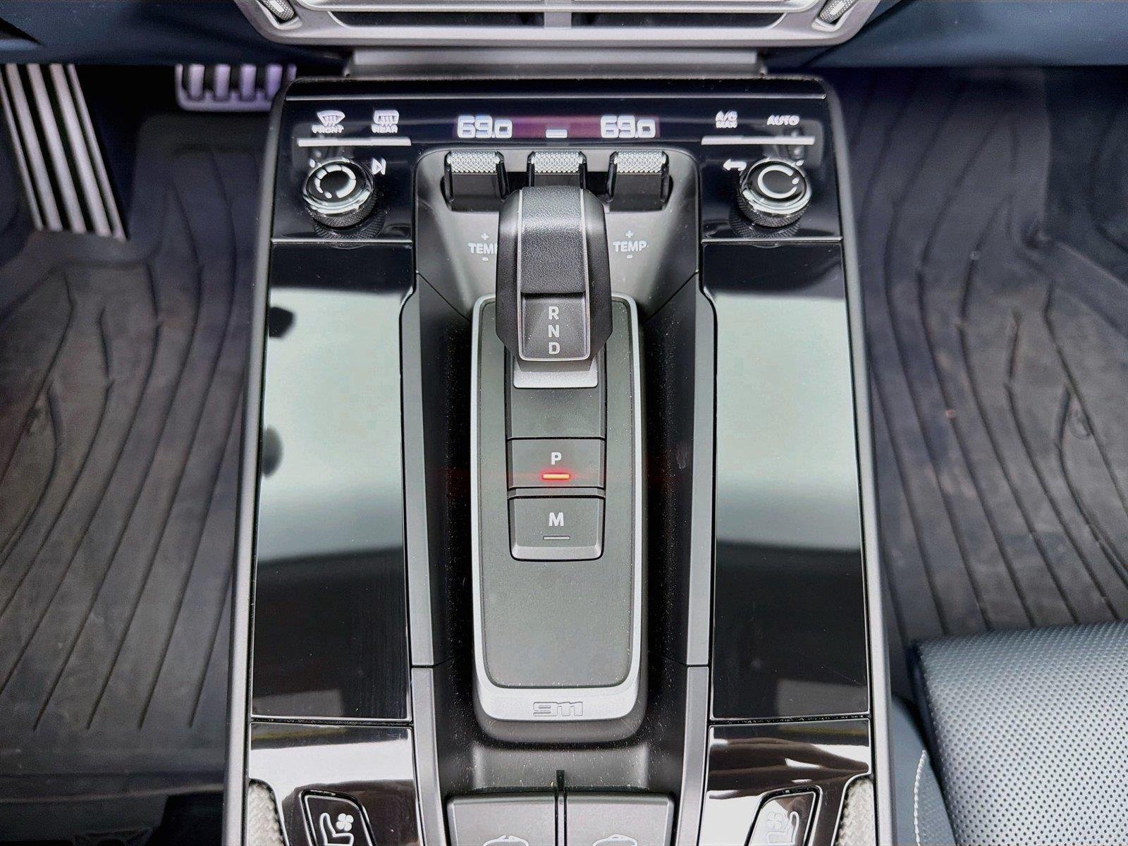 Used 2022 Chalk Porsche 4S image 24