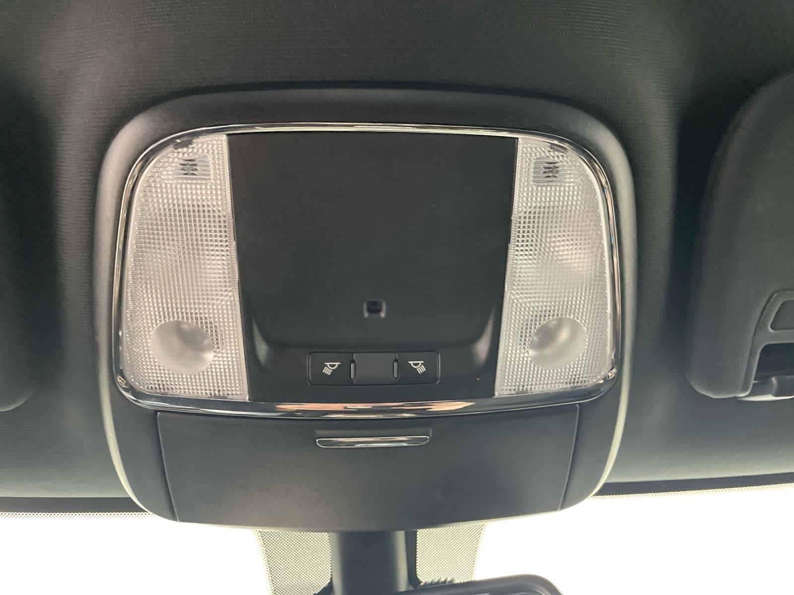 Used 2015 Bright White Clearcoat Jeep Laredo image 49