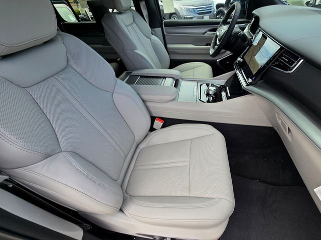 New 2026 Baltic Gray Metallic Clearcoat Jeep Limited Reserve image 27