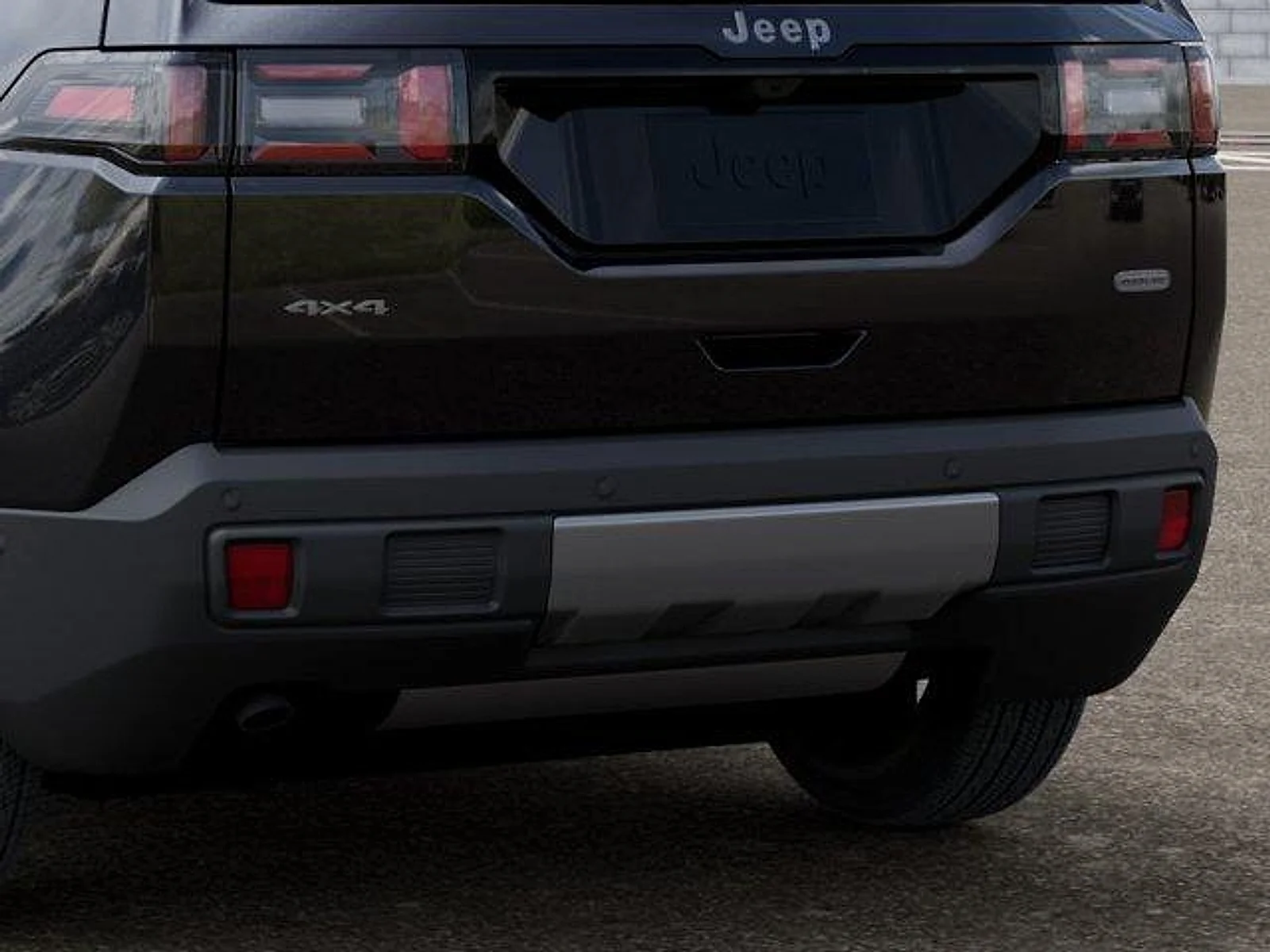 New 2026 Diamond Black Crystal Pearl-Coat Exterior Paint Jeep Overland 4x4 image 13