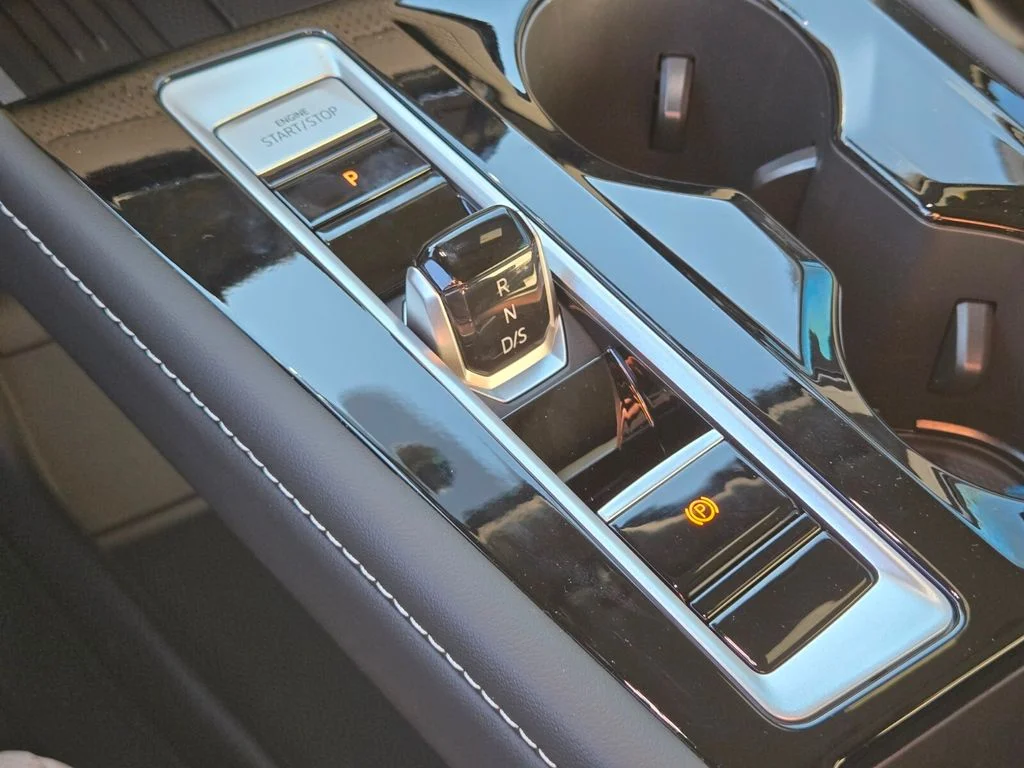 New 2026  Volkswagen 2.0T SEL Premium R-Line image 15