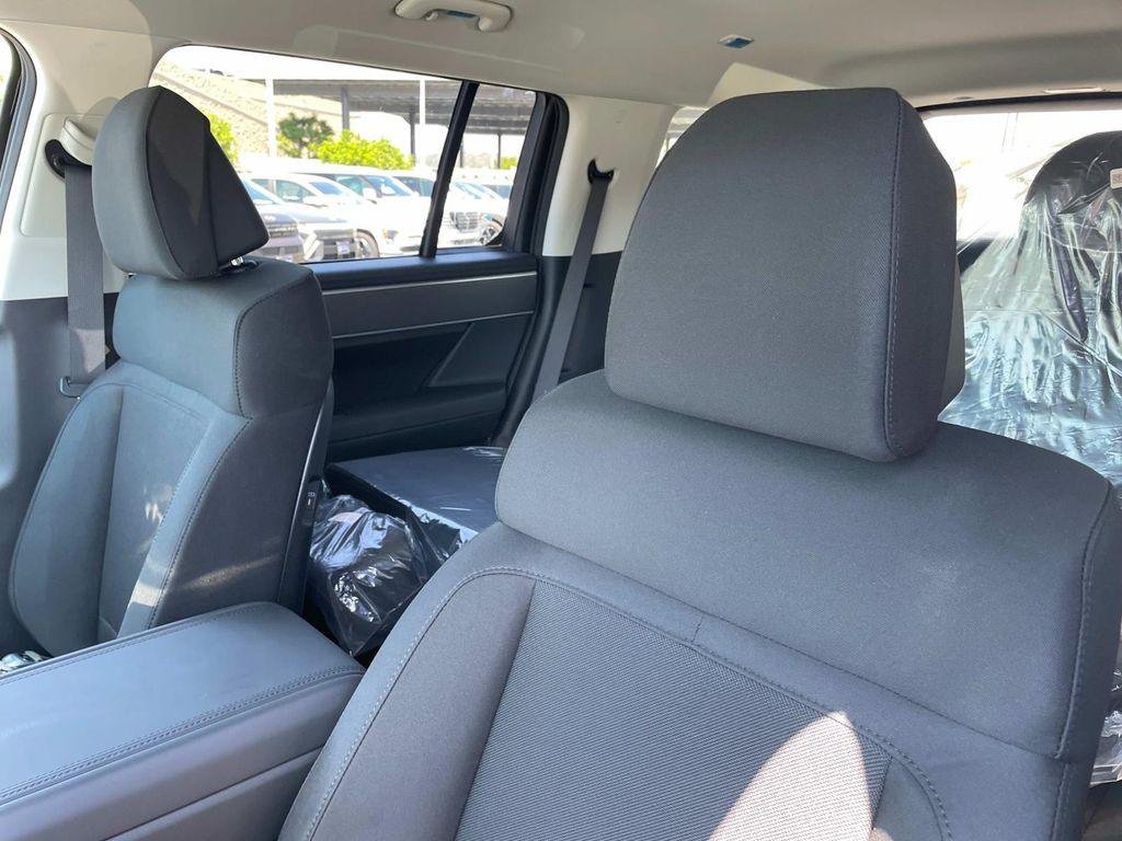 2026 Hyundai Santa Fe SE - Photo 18