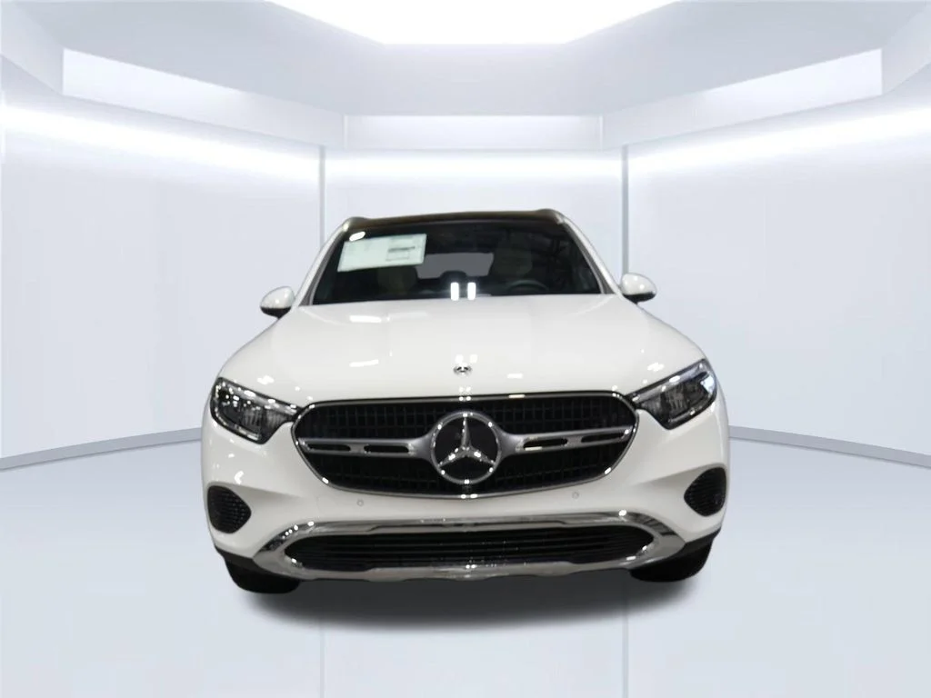New 2026 Polar White Mercedes-Benz GLC 300 image 44