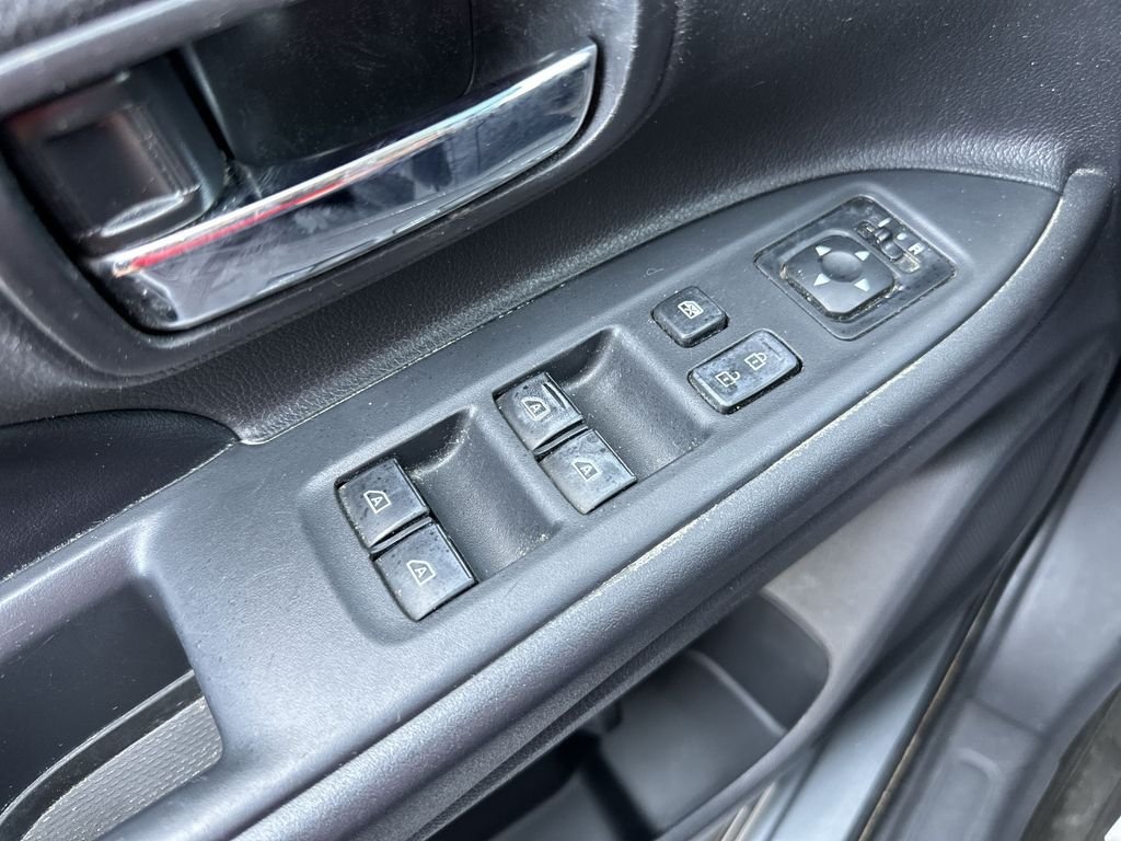 Used 2020 Gray Mitsubishi  image 19