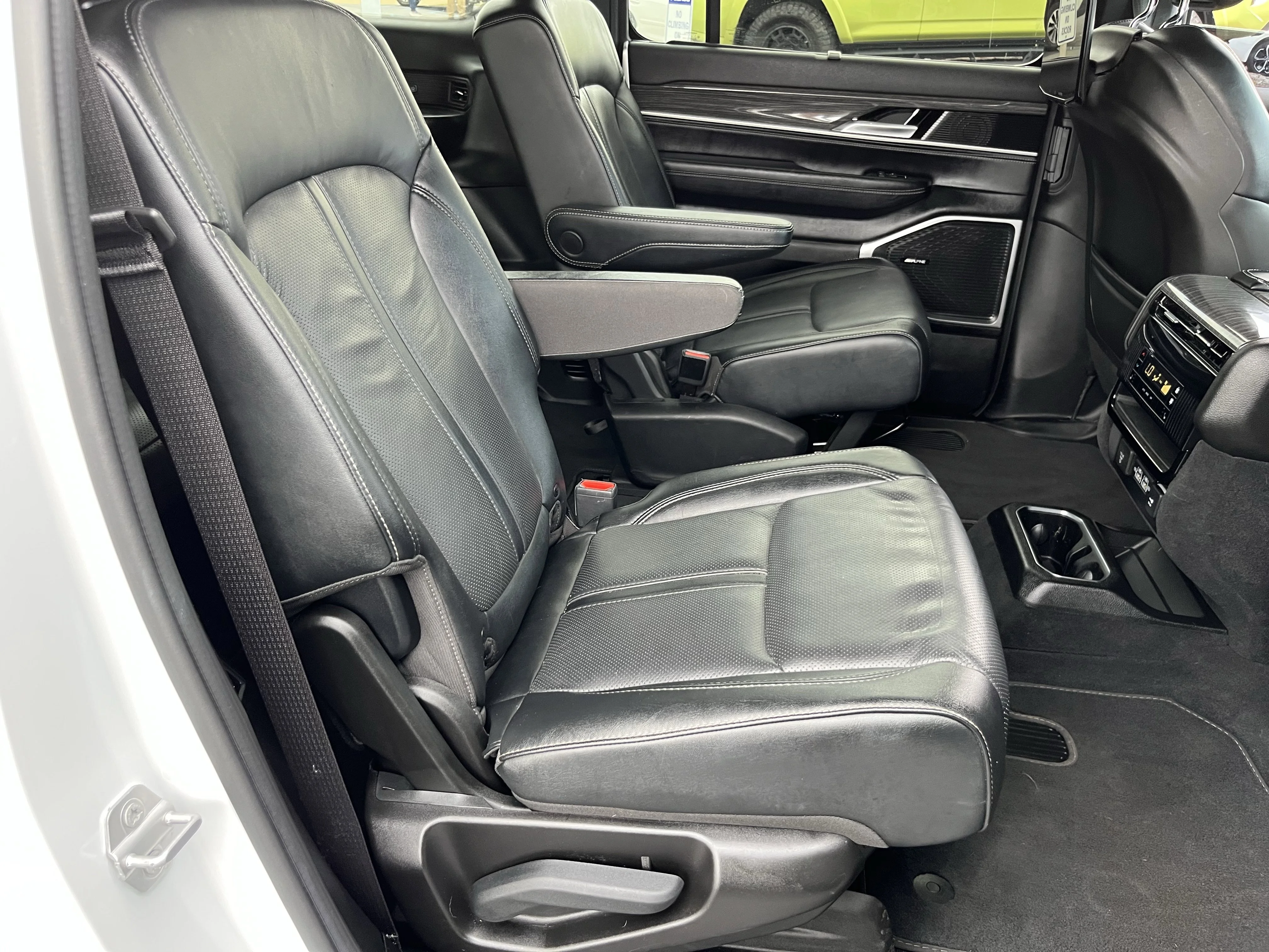 Used 2022 Bright White Clearcoat Jeep Series III image 4