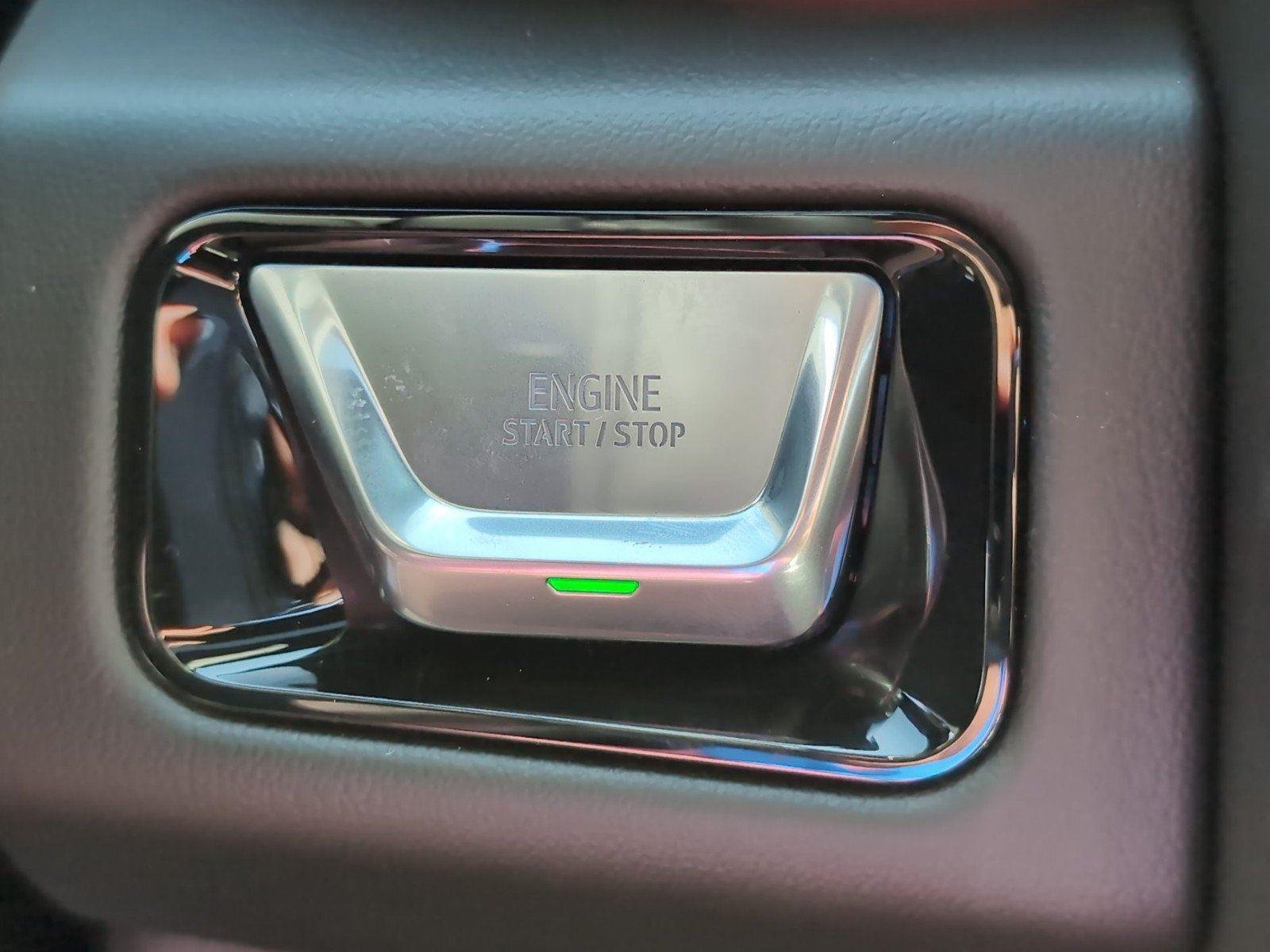 New 2026 Glacier White Tricoat GMC Denali image 27