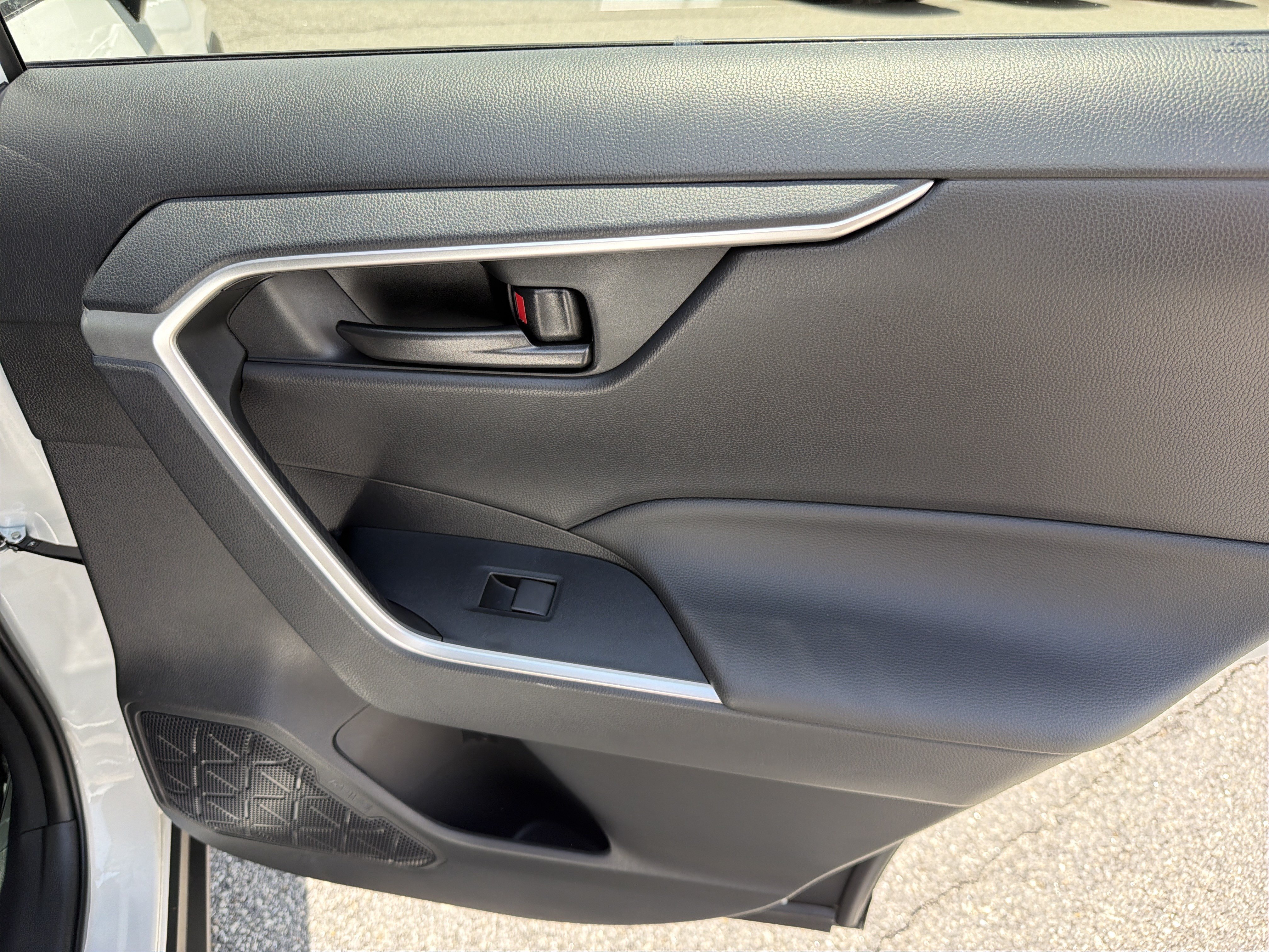 Certified Used 2023 Wind Chill Pearl Toyota LE image 26
