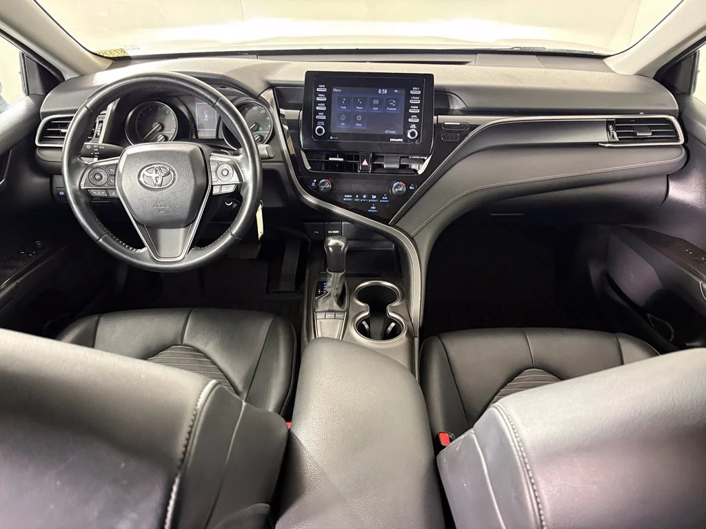 Used 2022 Silver Toyota SE image 33