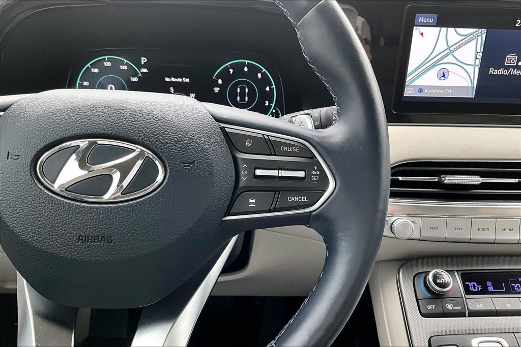 Used 2021 Gray Hyundai Limited image 19