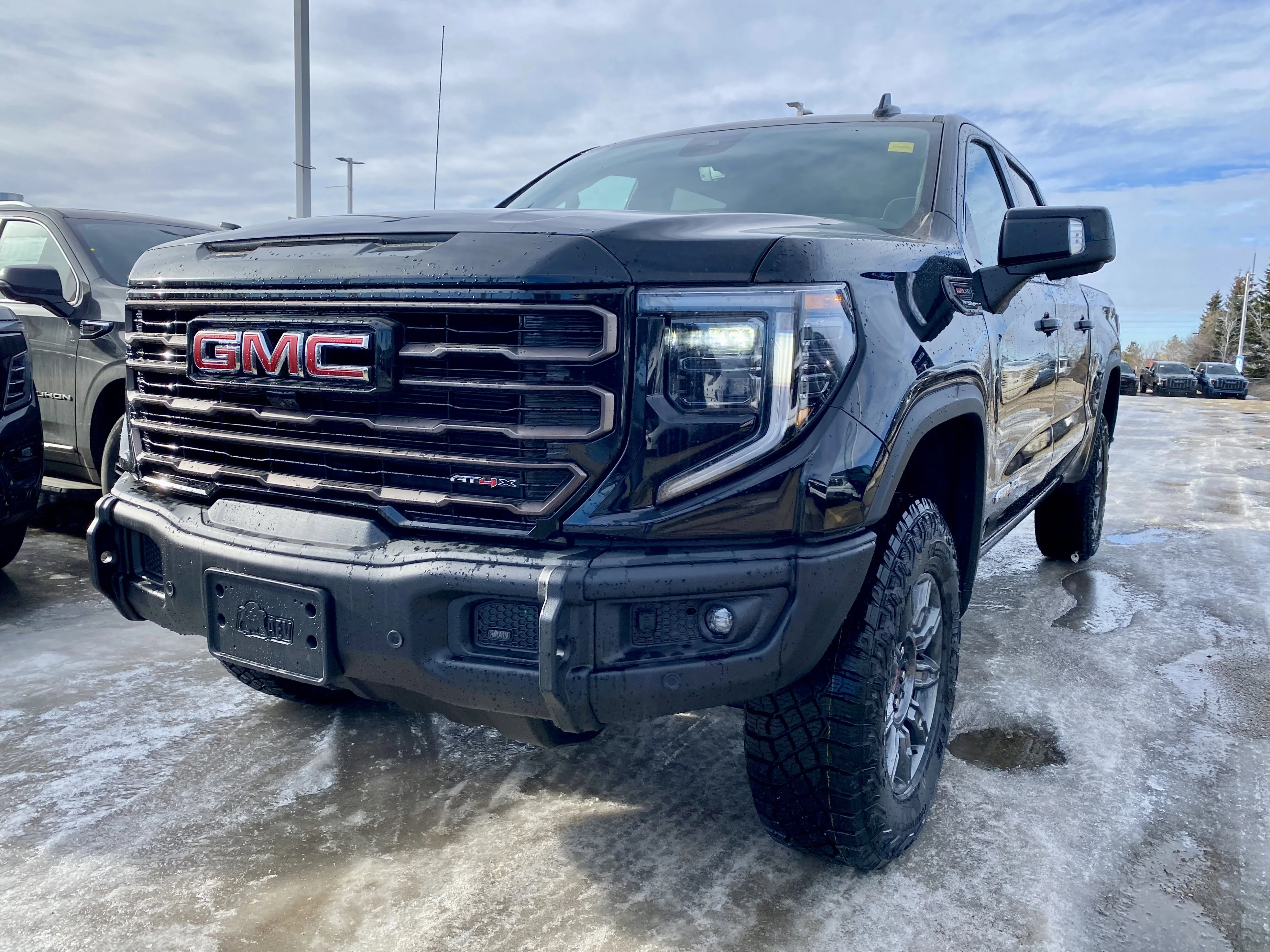 New 2026 ONYX BLACK GMC AT4X image 2