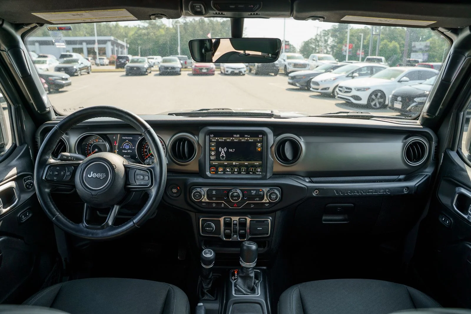Used 2021 Gray Jeep Unlimited Sport S image 31