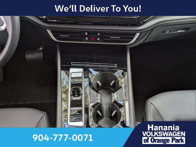 New 2026 Silver Volkswagen 2.0T SE w/Technology image 20