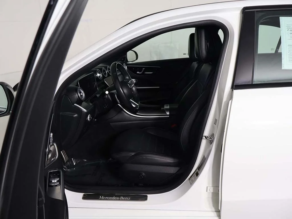 Used 2023 White Mercedes-Benz C 300 image 31