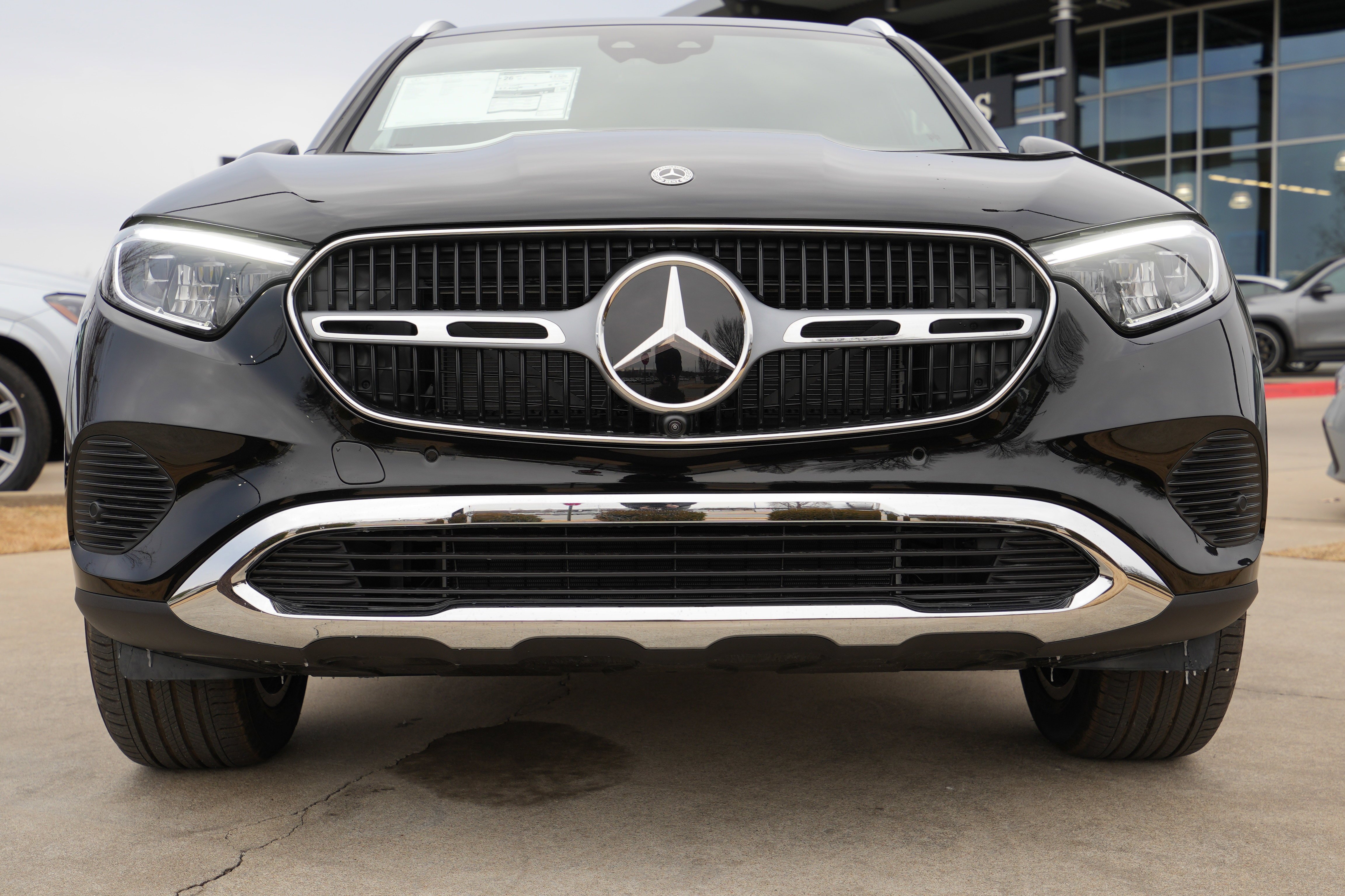 Used 2026 Black Mercedes-Benz GLC 300 image 10