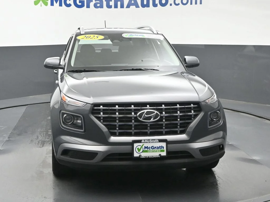 Certified Used 2025 Gray Hyundai SEL image 5
