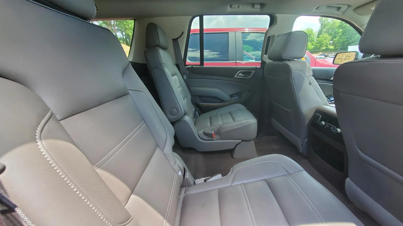Used 2020 SATIN STEEL METALLIC GMC Denali image 6