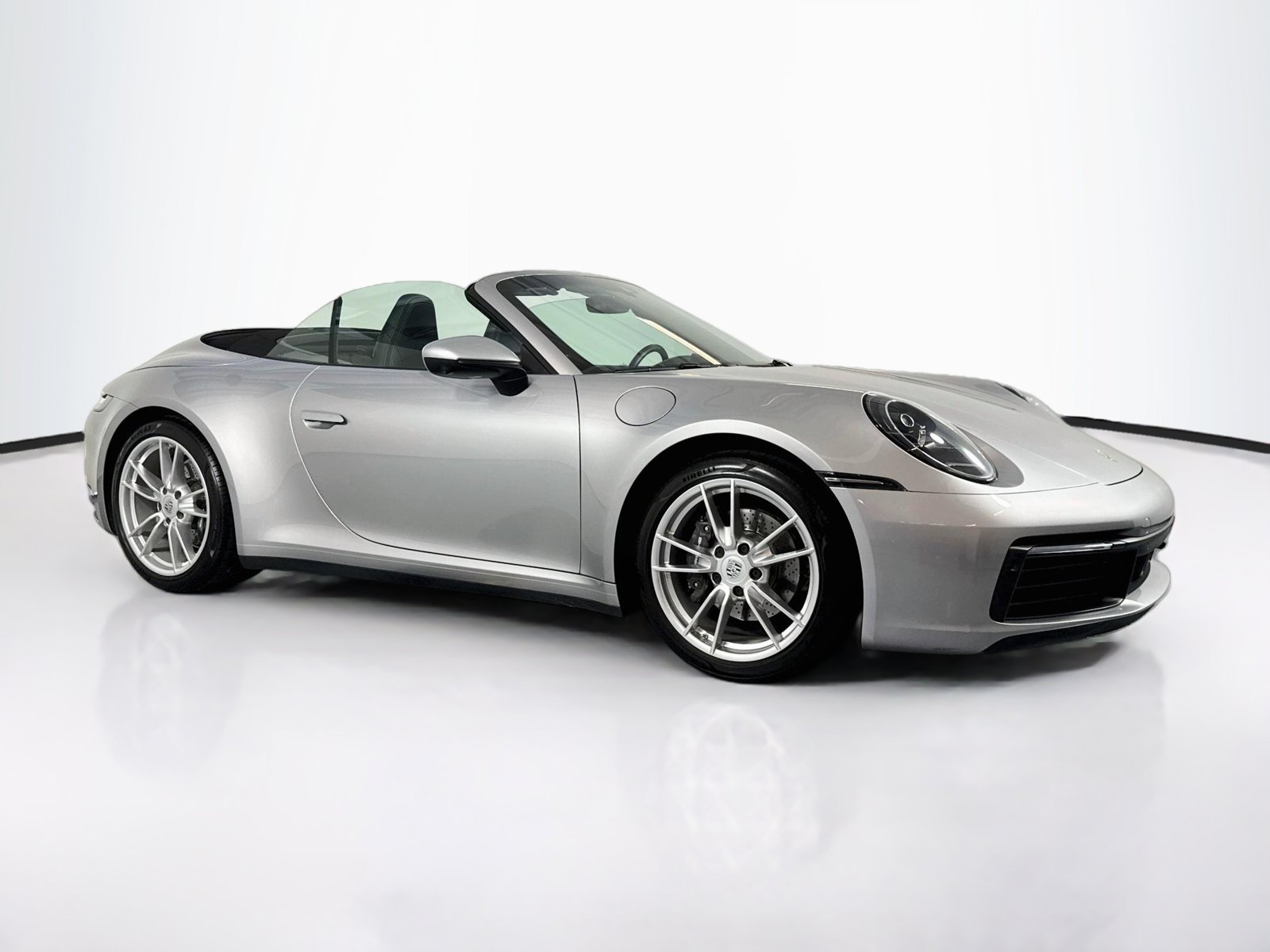 Used 2020 Gt Silver Metallic Porsche Carrera image 7