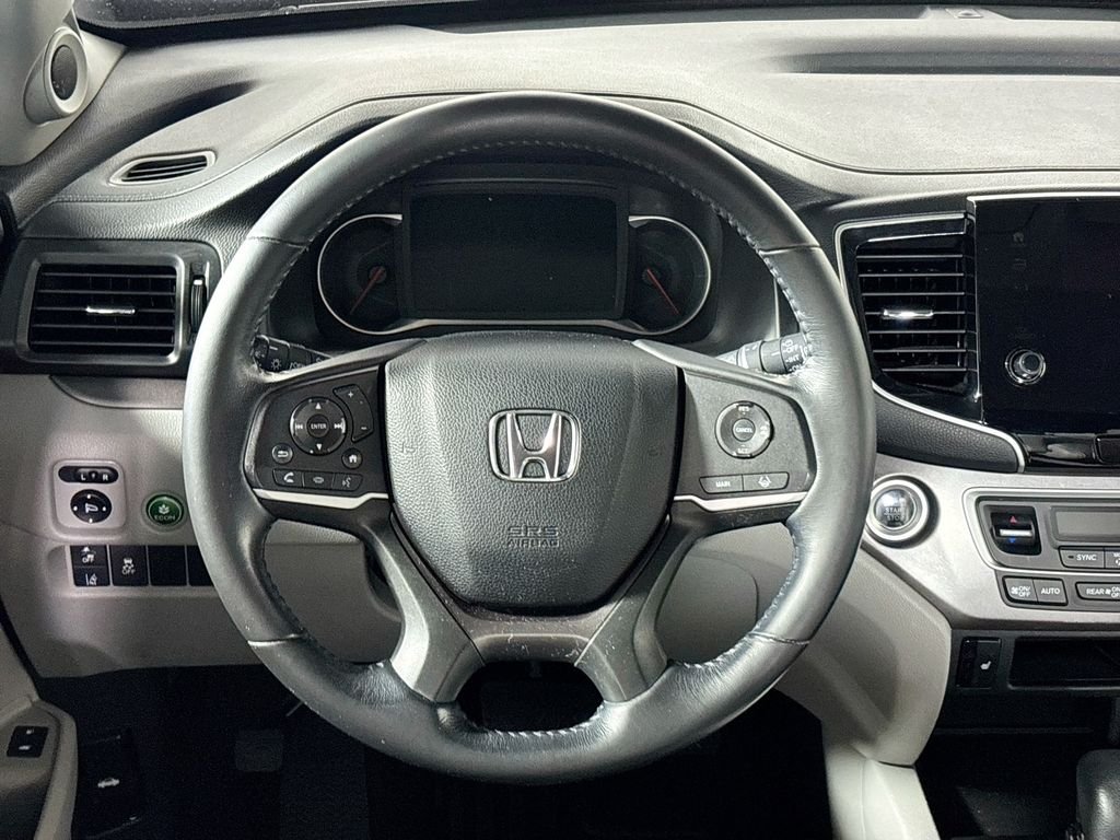 Used 2020  Honda EX-L image 13