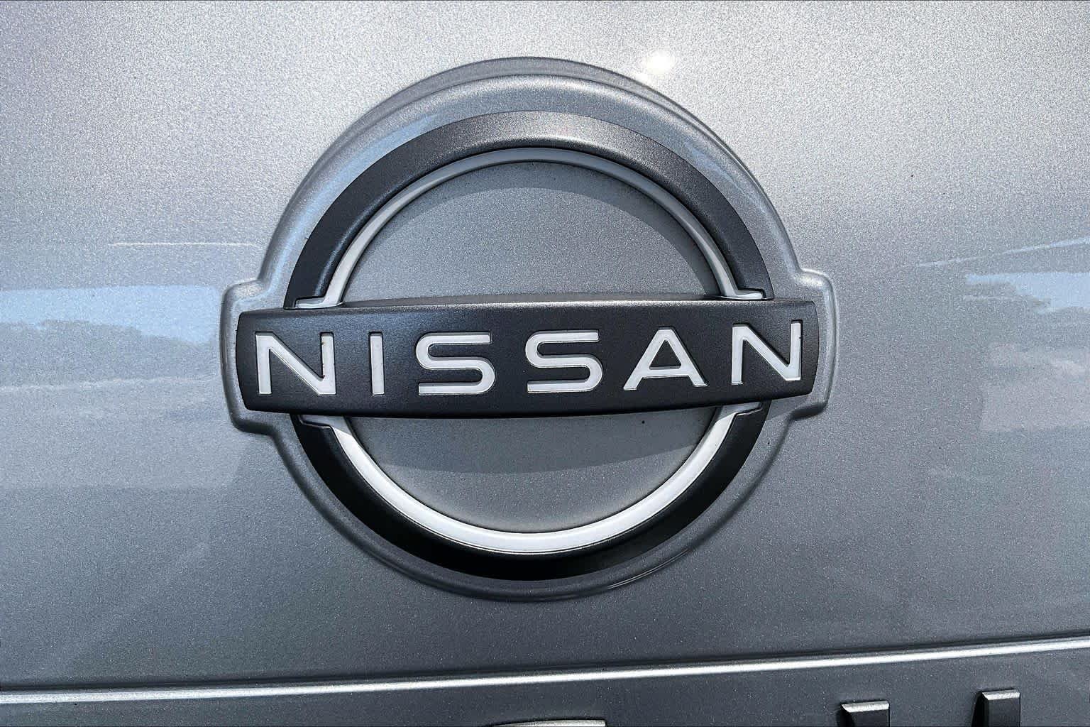 2025 Nissan Rogue SV - Photo 31