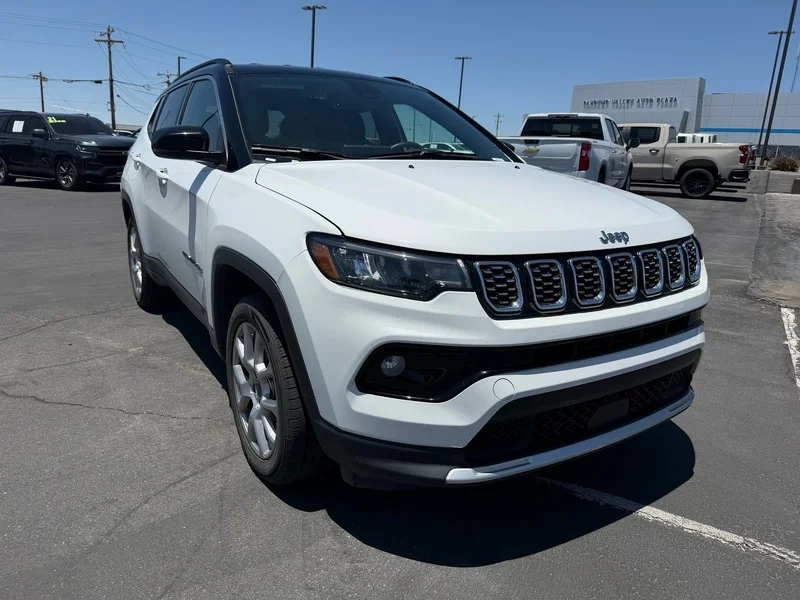 2025 Jeep Compass Limited 4X4's photo