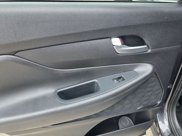 Used 2020 Gray Hyundai SE image 13