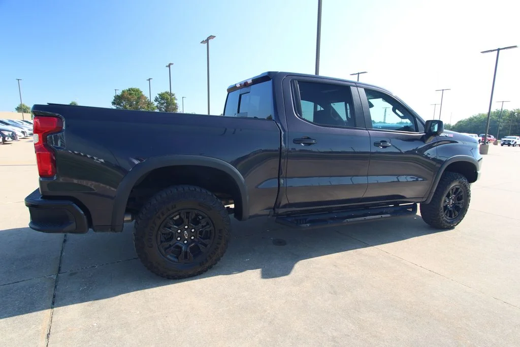 Used 2022 Dark Ash Metallic Chevrolet ZR2 image 5