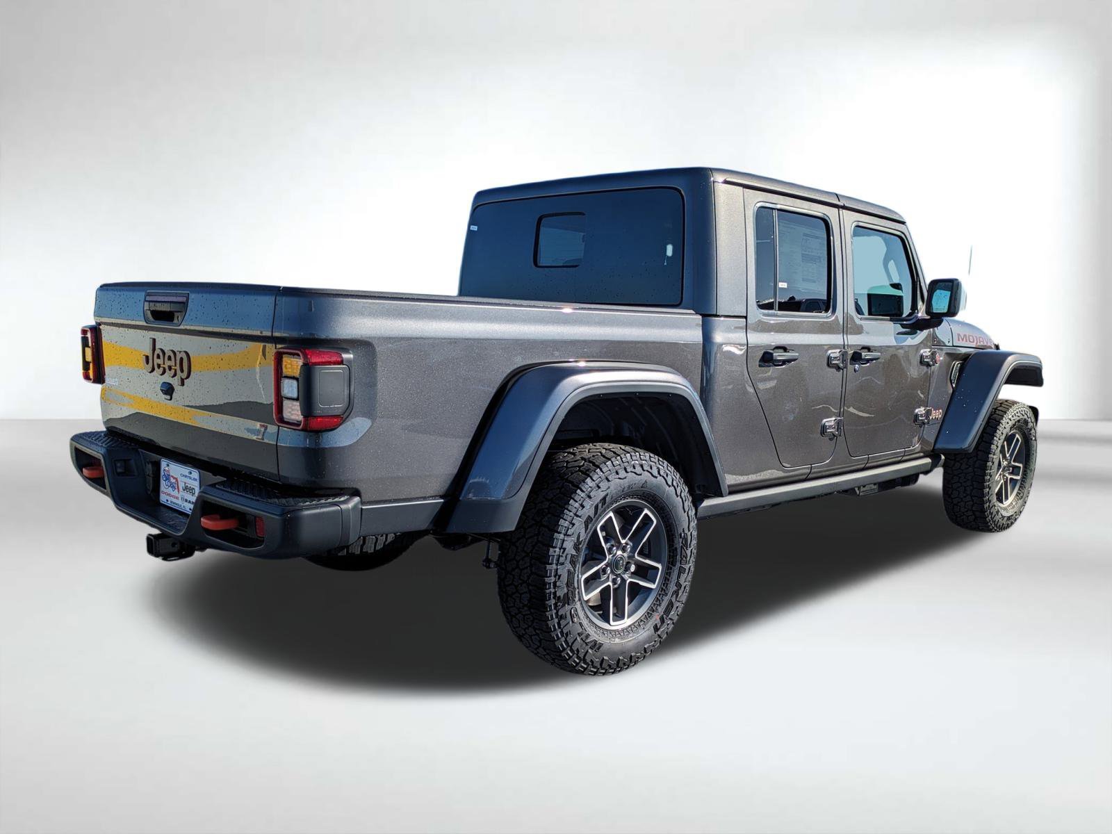 New 2026 Granite Crystal Metallic Clear-Coat Exterior Paint Jeep Mojave image 4