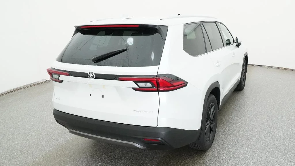 New 2026 Wind Chill Pearl Toyota Platinum image 22