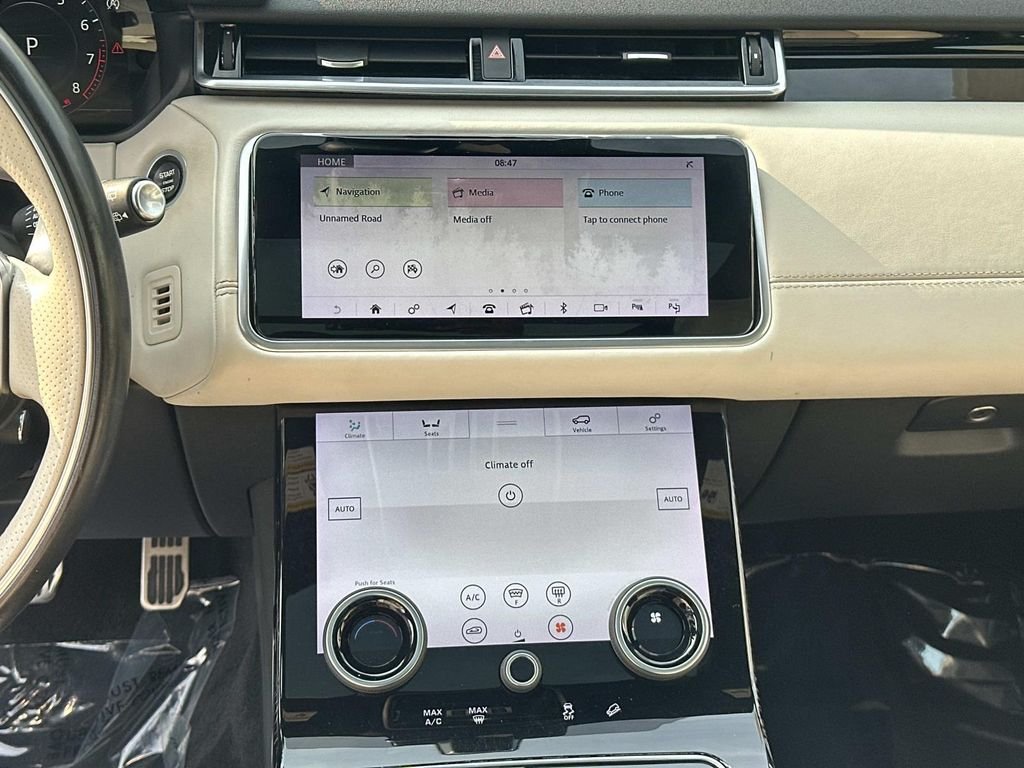 Used 2018  Land Rover HSE R-Dynamic image 21