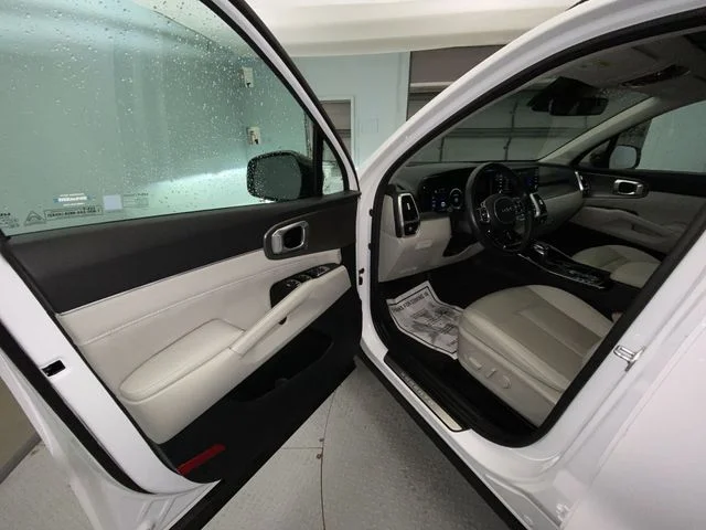 Used 2023 White Kia SX image 11