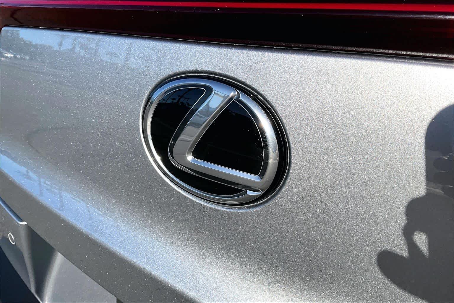 Certified Used 2024 IRIDIUM Lexus Premium image 29