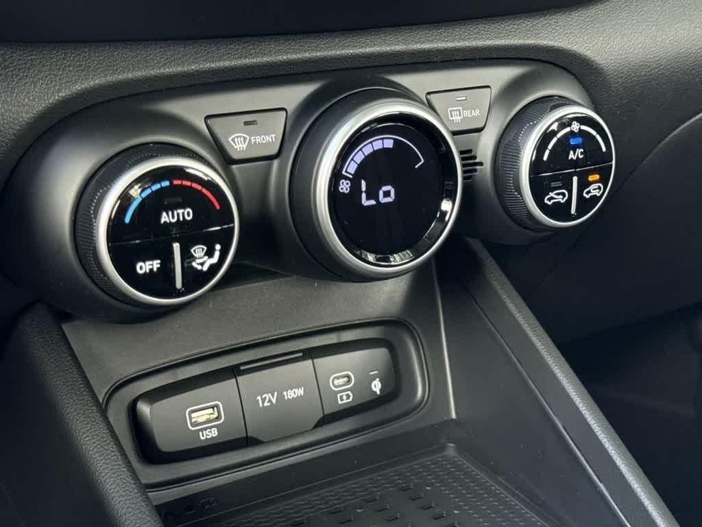 2026 Hyundai Venue SEL - Photo 20