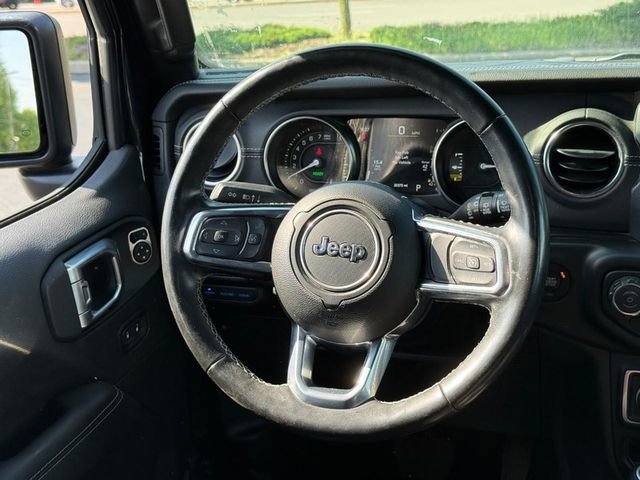 Used 2022 Black Jeep Unlimited Sahara 4x4 image 12