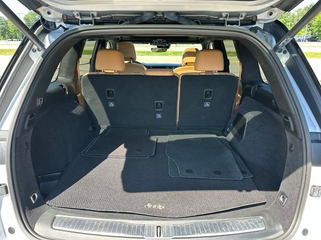 Used 2024 Silver Jeep Summit Reserve image 42